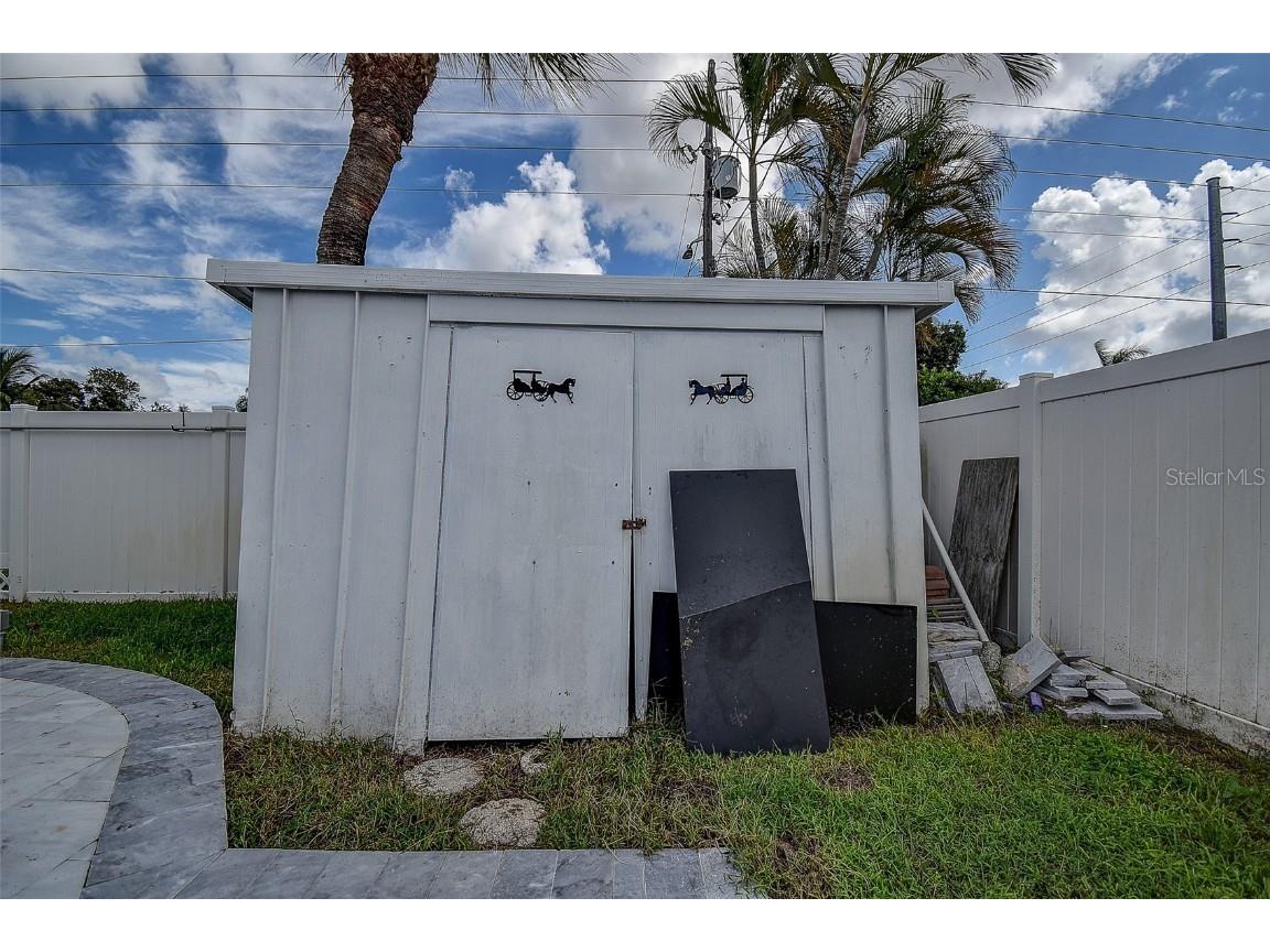 3700 14th Avenue N Saint Petersburg FL 33704 TB8436948 image21