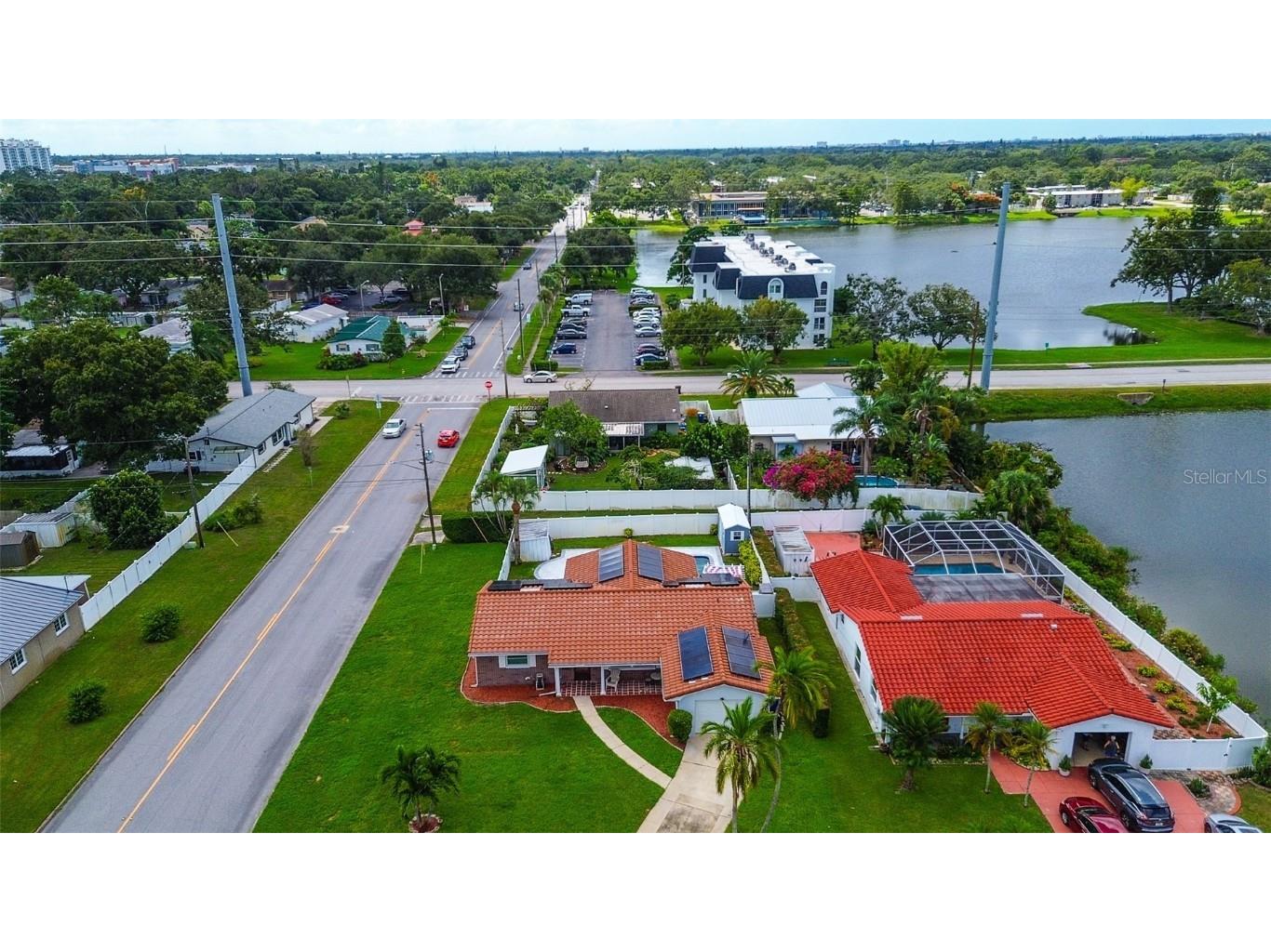 3700 14th Avenue N Saint Petersburg FL 33704 TB8436948 image4