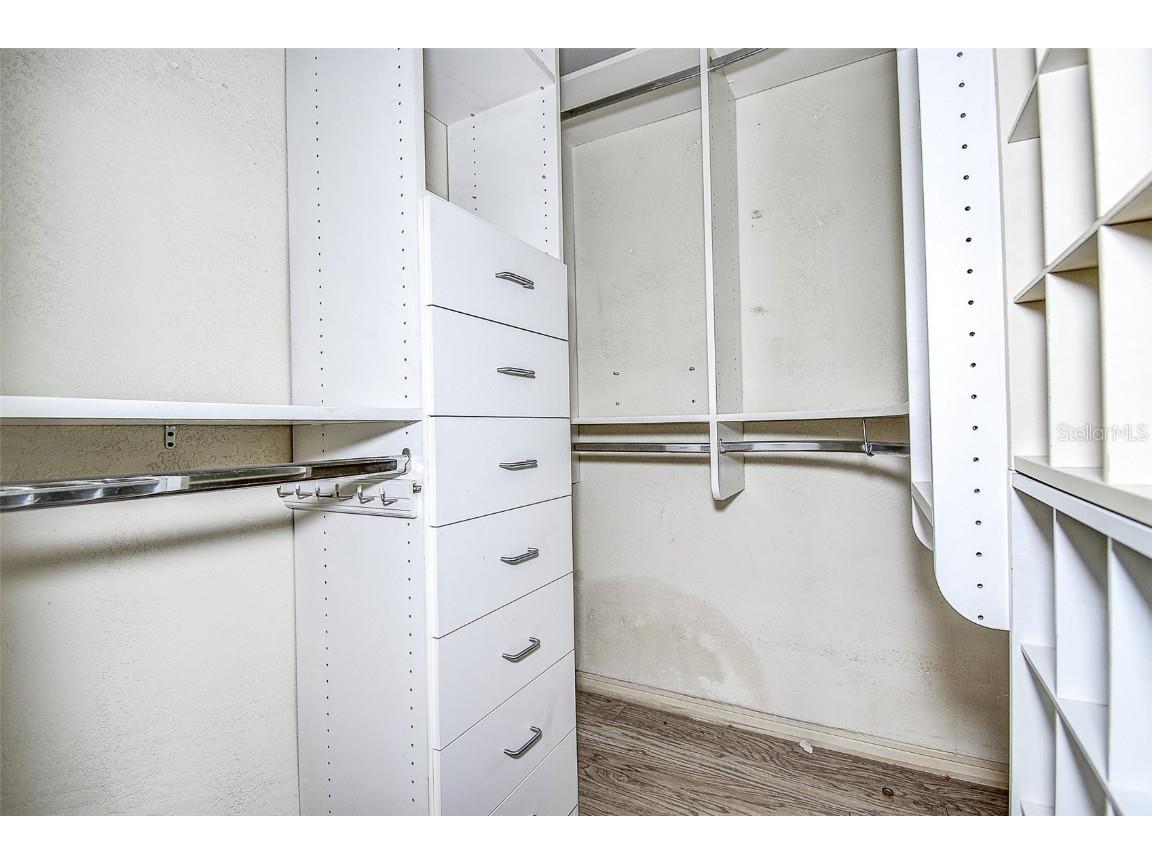 3700 14th Avenue N Saint Petersburg FL 33704 TB8436948 image48