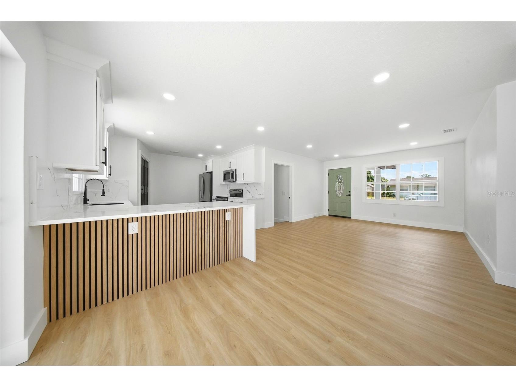 3700 72 Street N Saint Petersburg FL 33710 TB8504971 image14