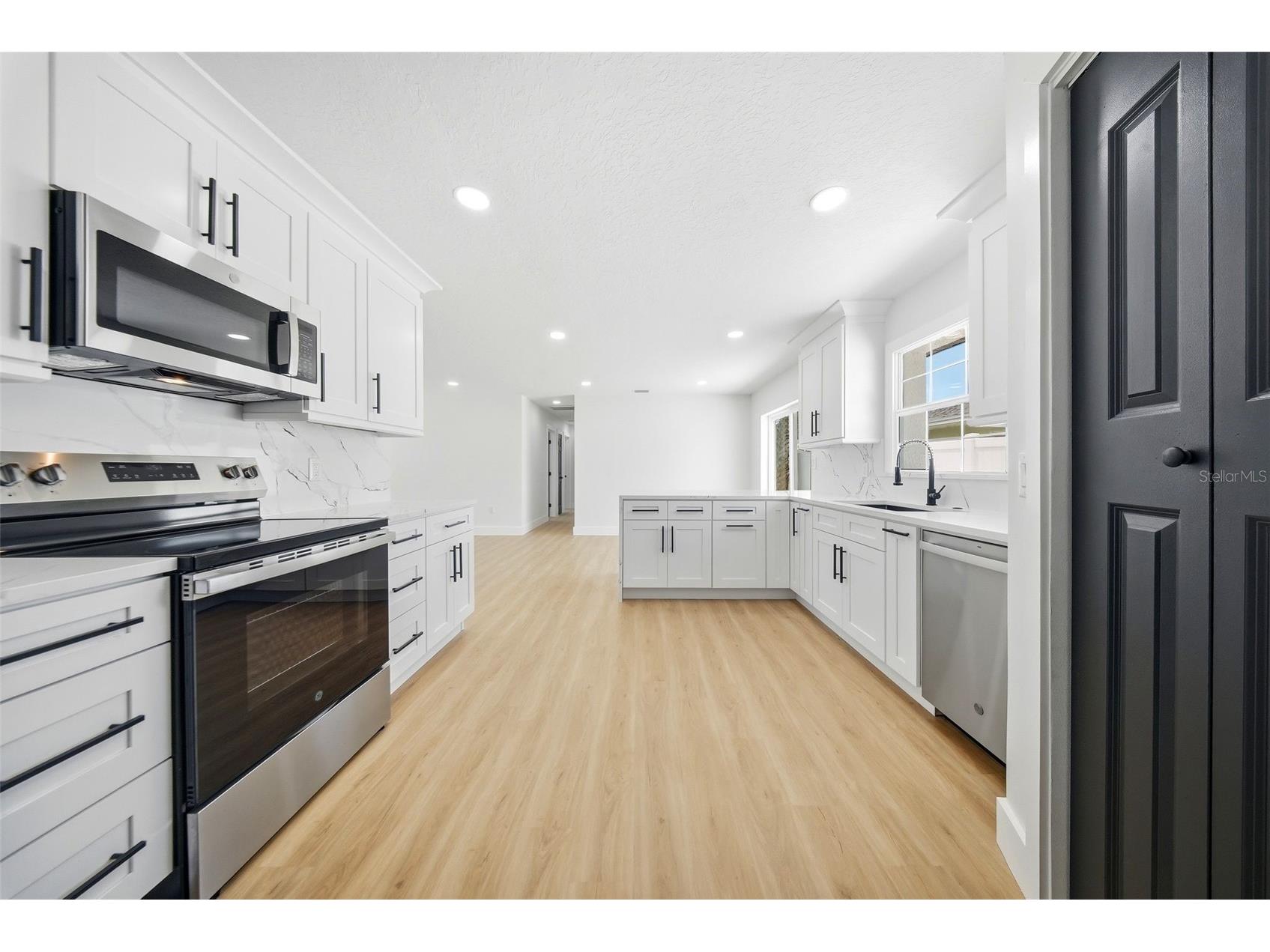 3700 72 Street N Saint Petersburg FL 33710 TB8504971 image18