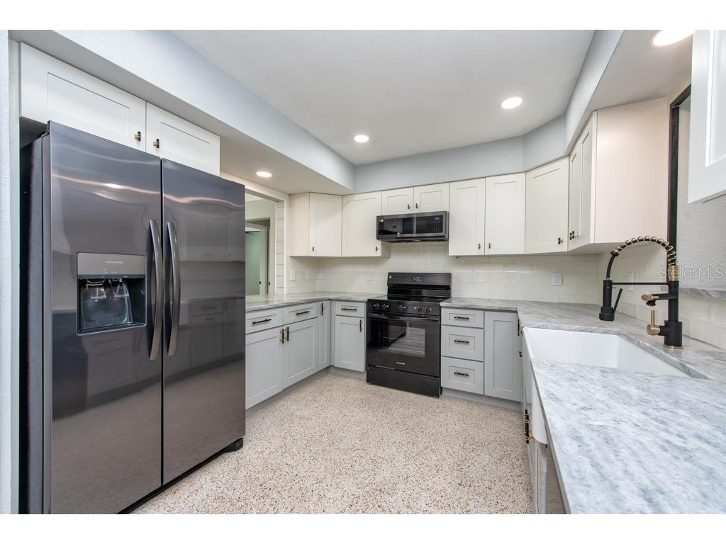 3700 Alabama Avenue NE Saint Petersburg FL 33703 TB8403868 image9