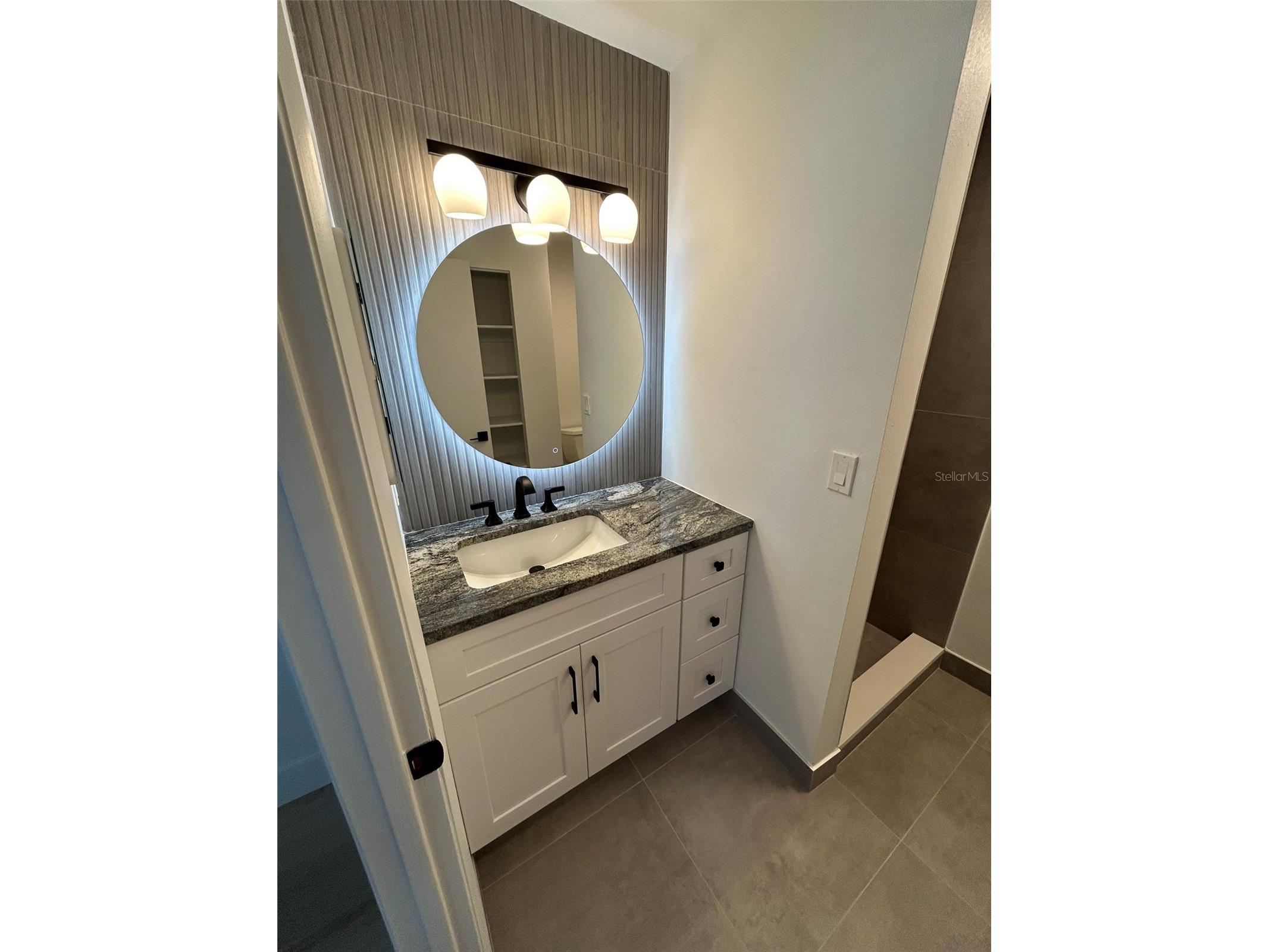 3700 Beneva Road #611 Sarasota FL 34232 A4676731 image8