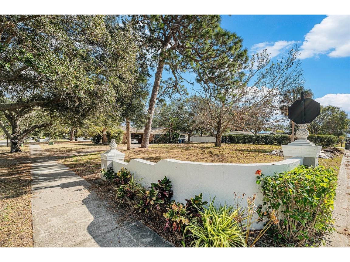 3700 Dana Shores Drive Tampa FL 33634 TB8331124 image20