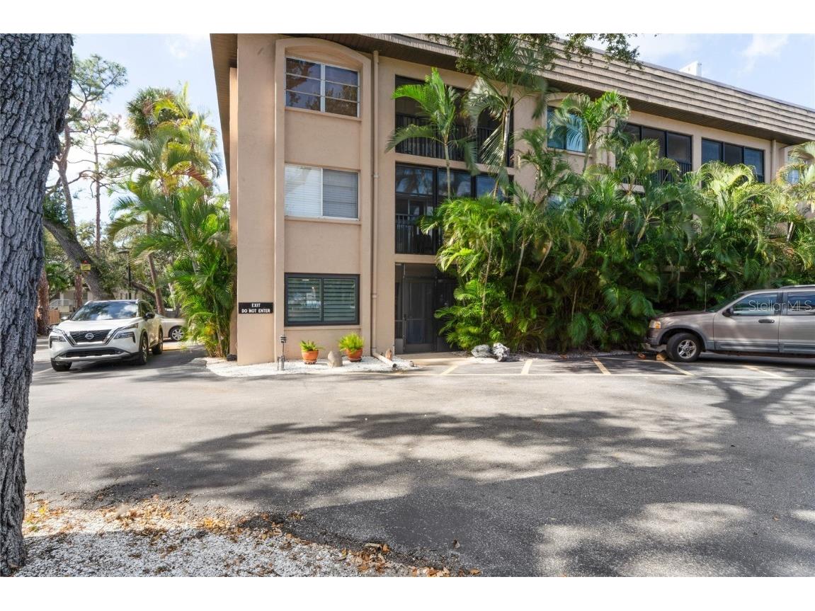 3700 S Osprey Avenue #102 Sarasota FL 34239 TB8454907 image32