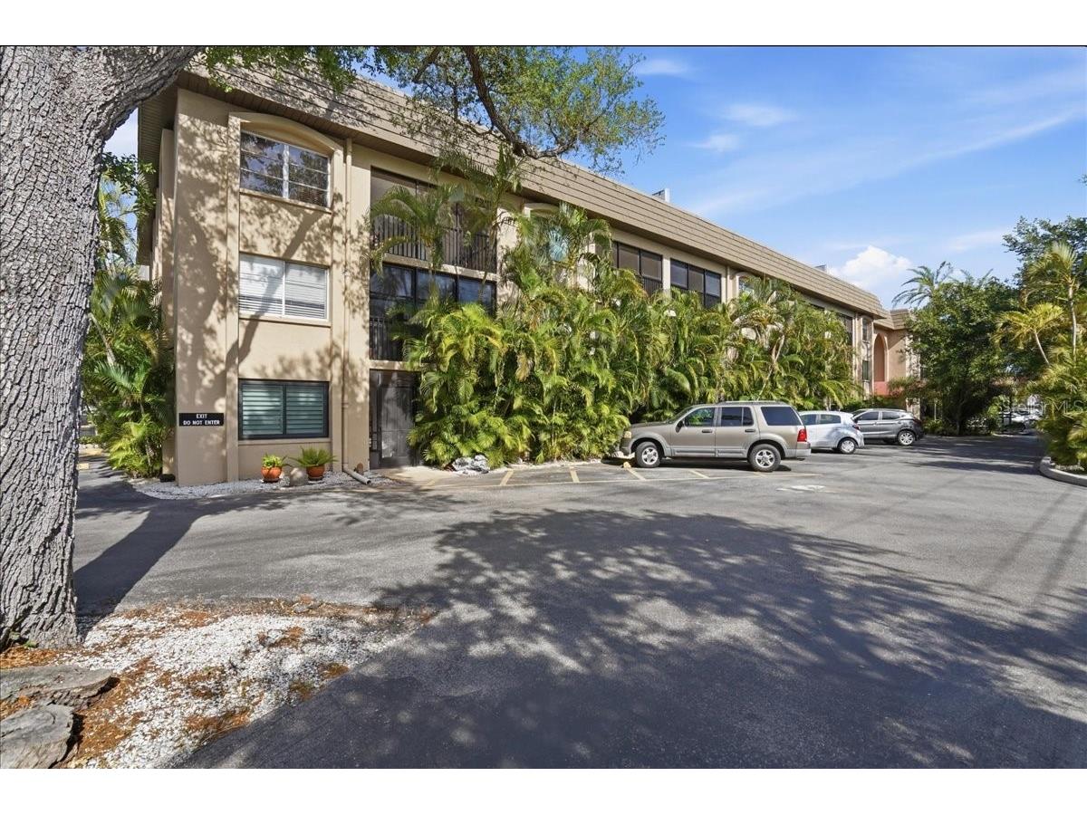 3700 S Osprey Avenue #115 Sarasota FL 34239 A4692456 image2