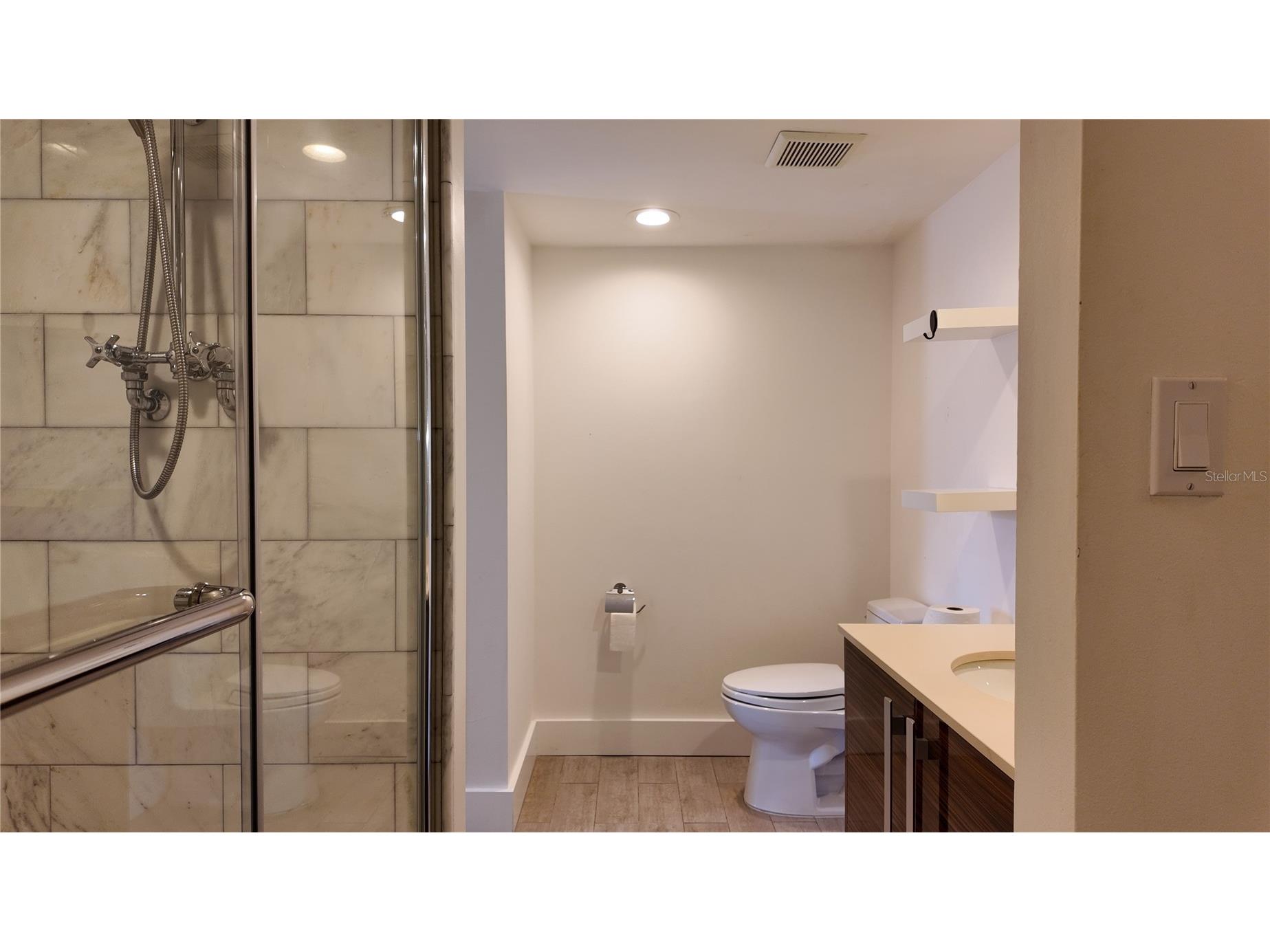 3700 S Osprey Avenue #205 Sarasota FL 34239 TB8494655 image25