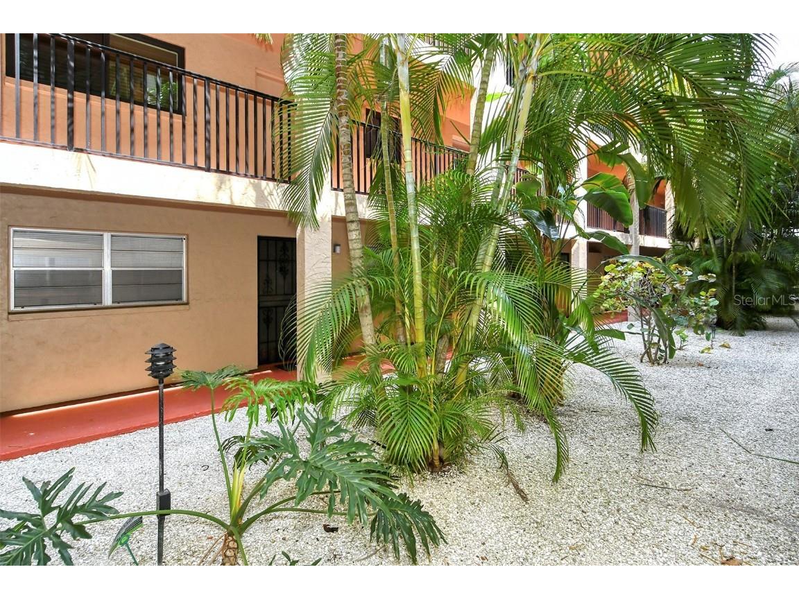 3700 S Osprey Avenue #215 Sarasota FL 34239 A4570122 image1