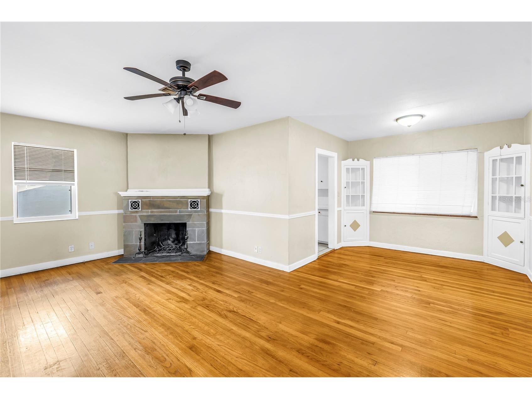 3701 26th Street N Saint Petersburg FL 33713 TB8467558 image12