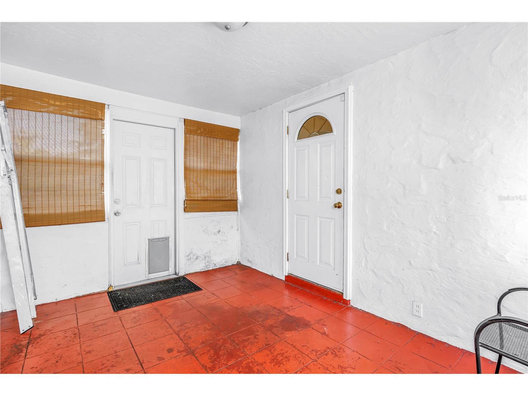 3701 26th Street N Saint Petersburg FL 33713 TB8467558 image25