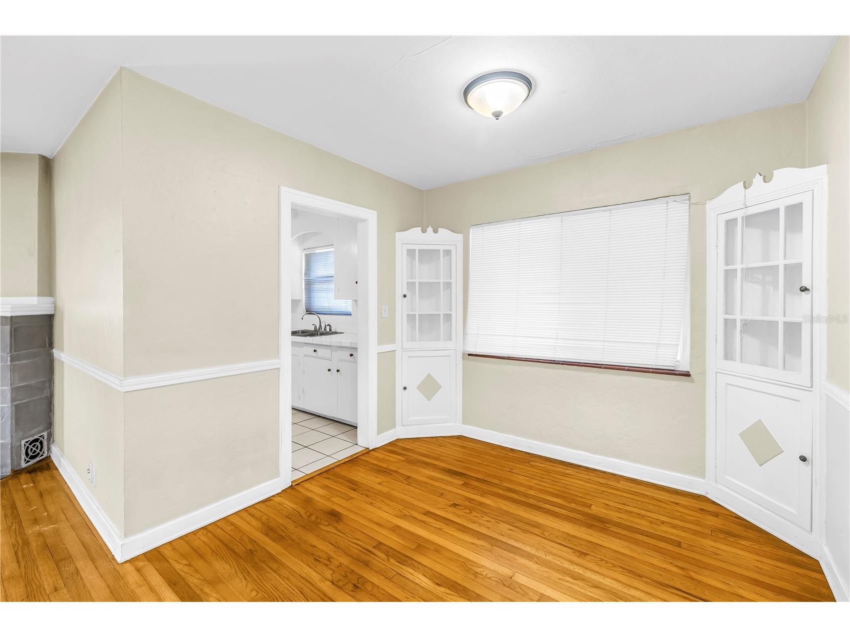 3701 26th Street N Saint Petersburg FL 33713 TB8467558 image27