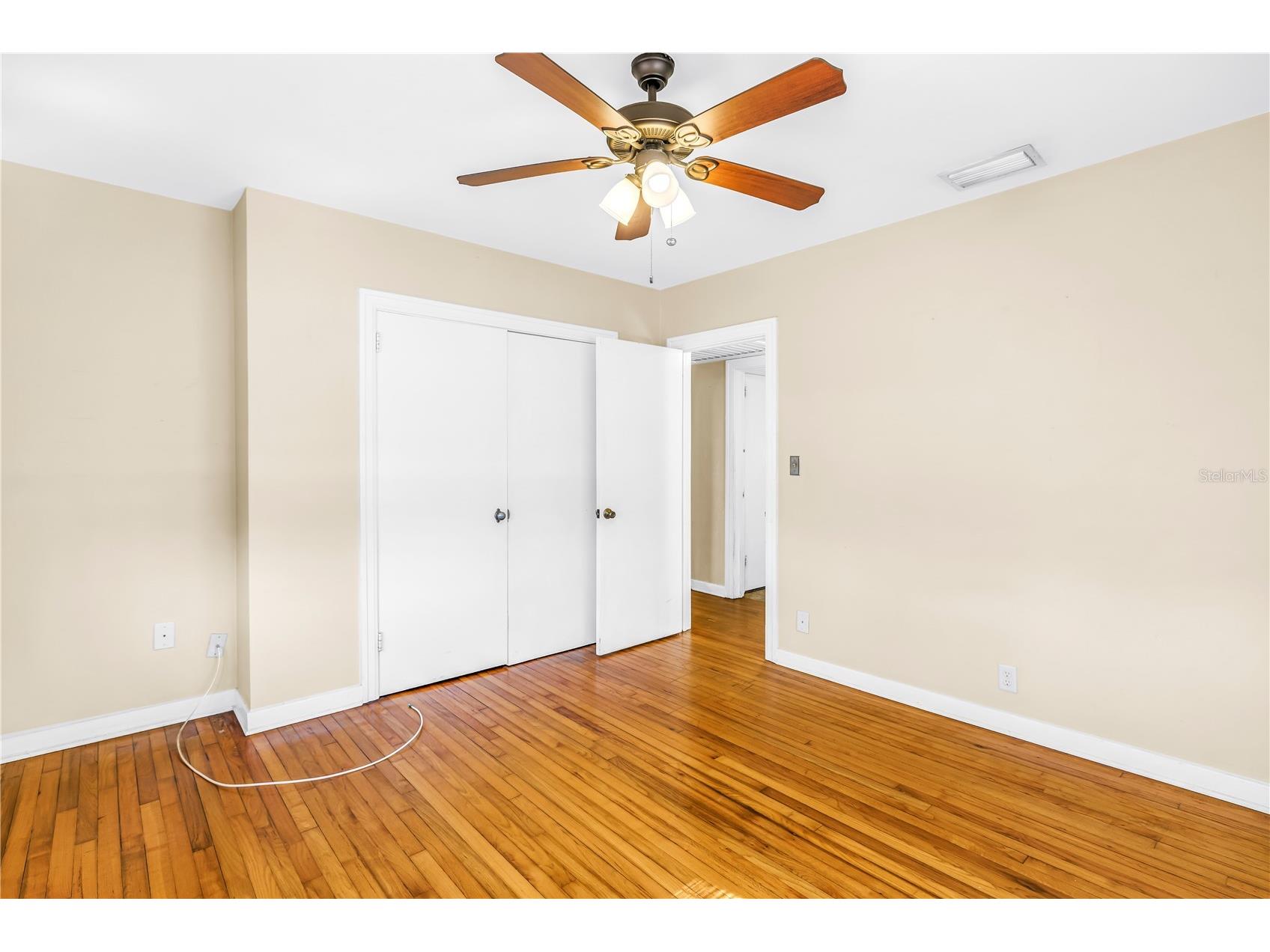 3701 26th Street N Saint Petersburg FL 33713 TB8467558 image29