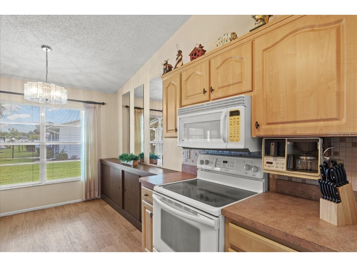 3701 39th Street W Bradenton FL 34205 A4667988 image13