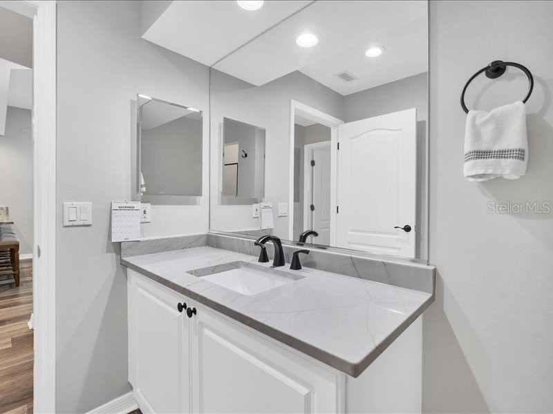 3701 54th Drive W #102 Bradenton FL 34210 A4687258 image22