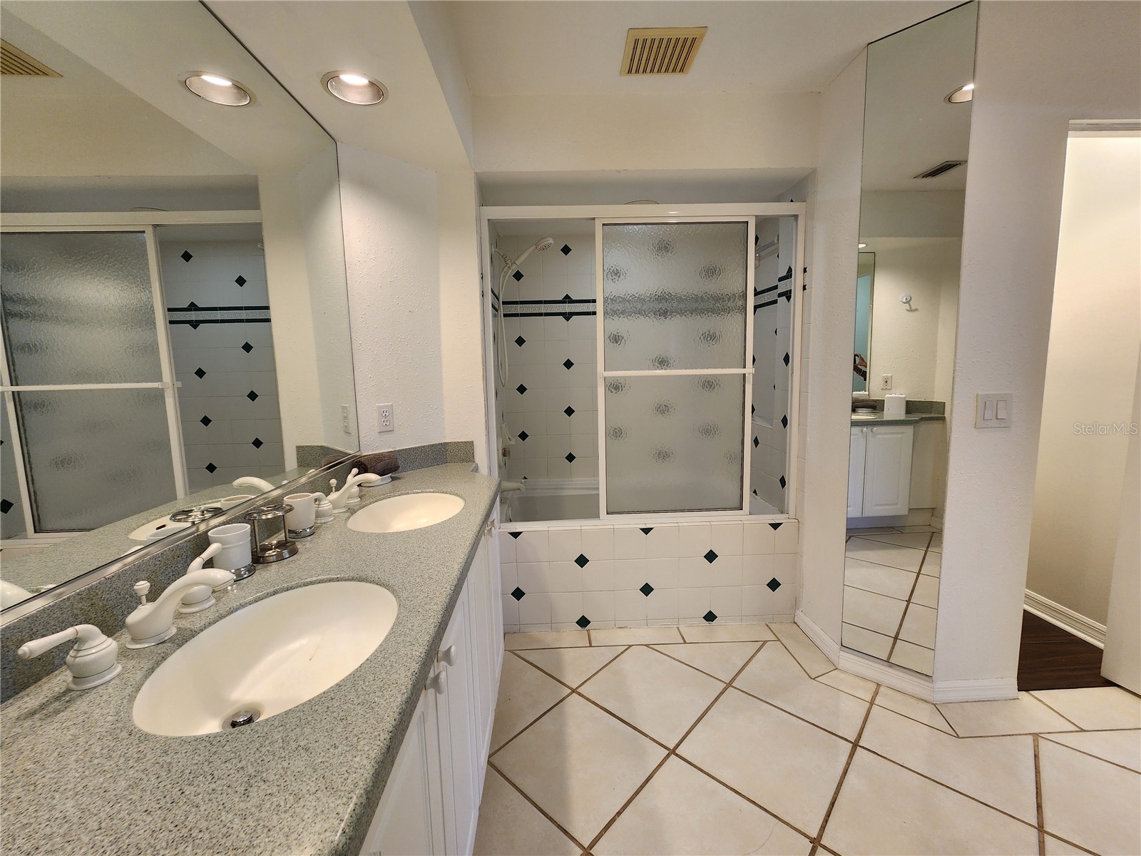 3701 54th Drive W #M203 Bradenton FL 34210 A4691589 image7