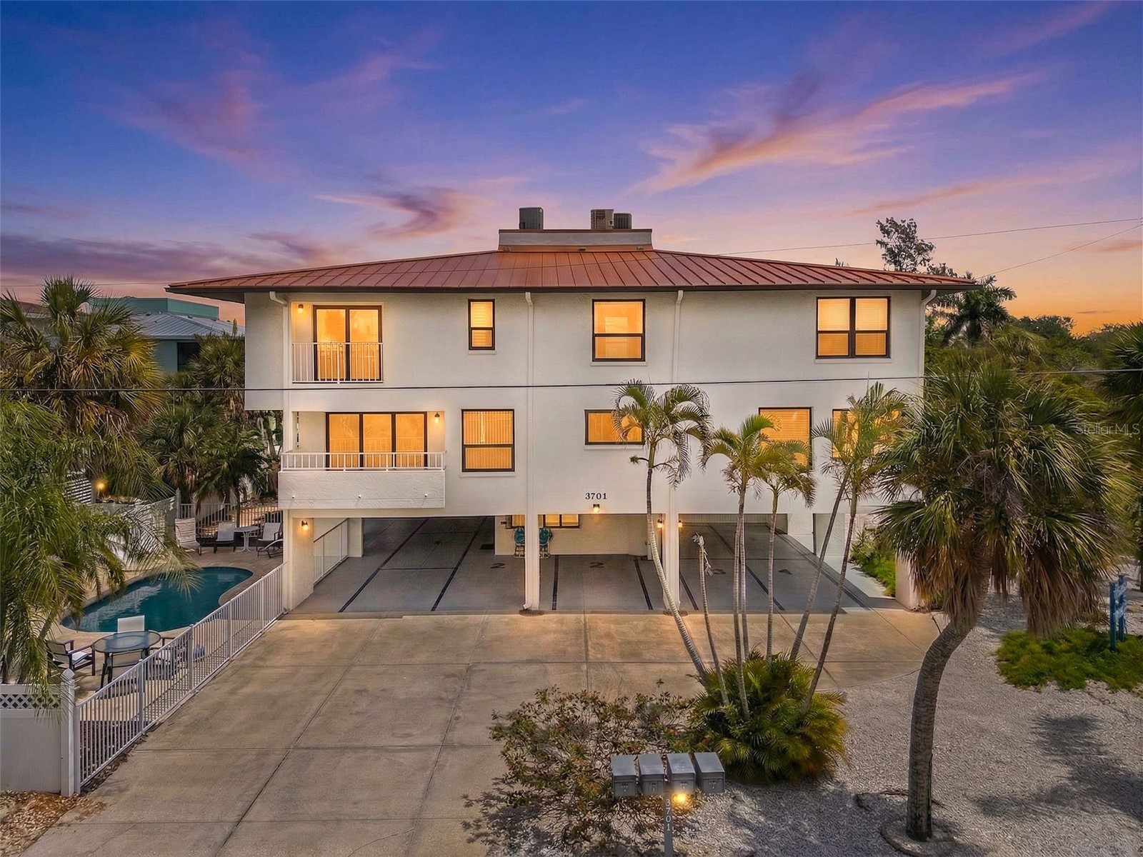 3701 5th Avenue #1 Holmes Beach FL 34217 A4686018 image1