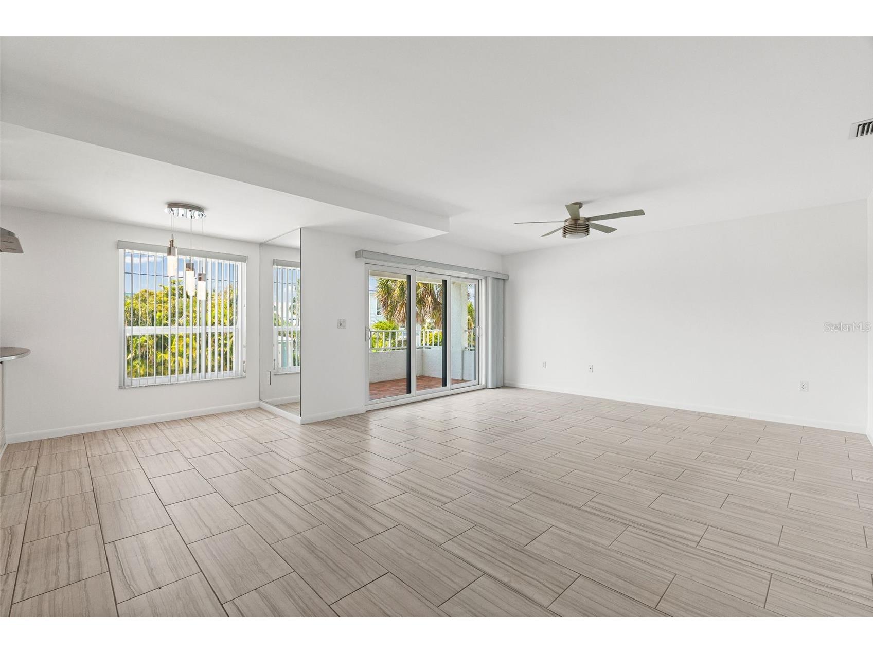 3701 5th Avenue #1 Holmes Beach FL 34217 A4686018 image6