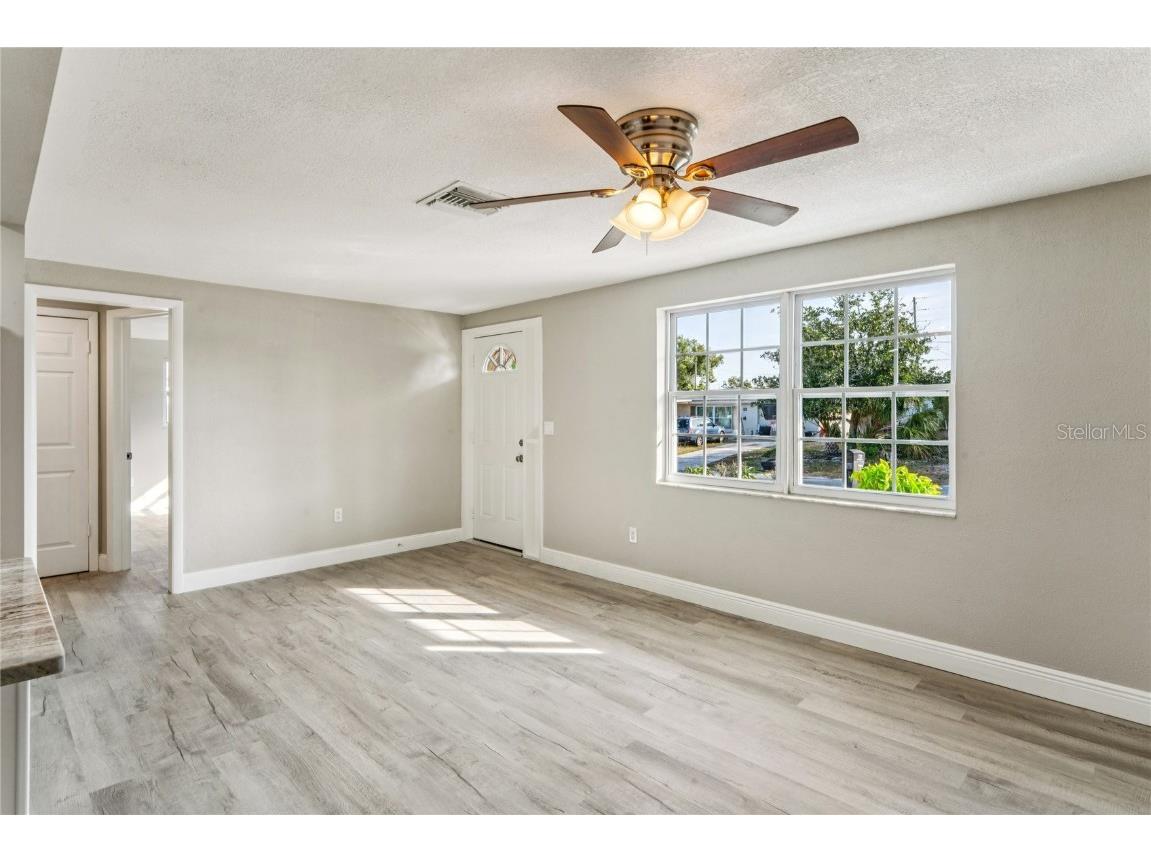 3701 Devonshire Drive Holiday FL 34691 W7881278 image8