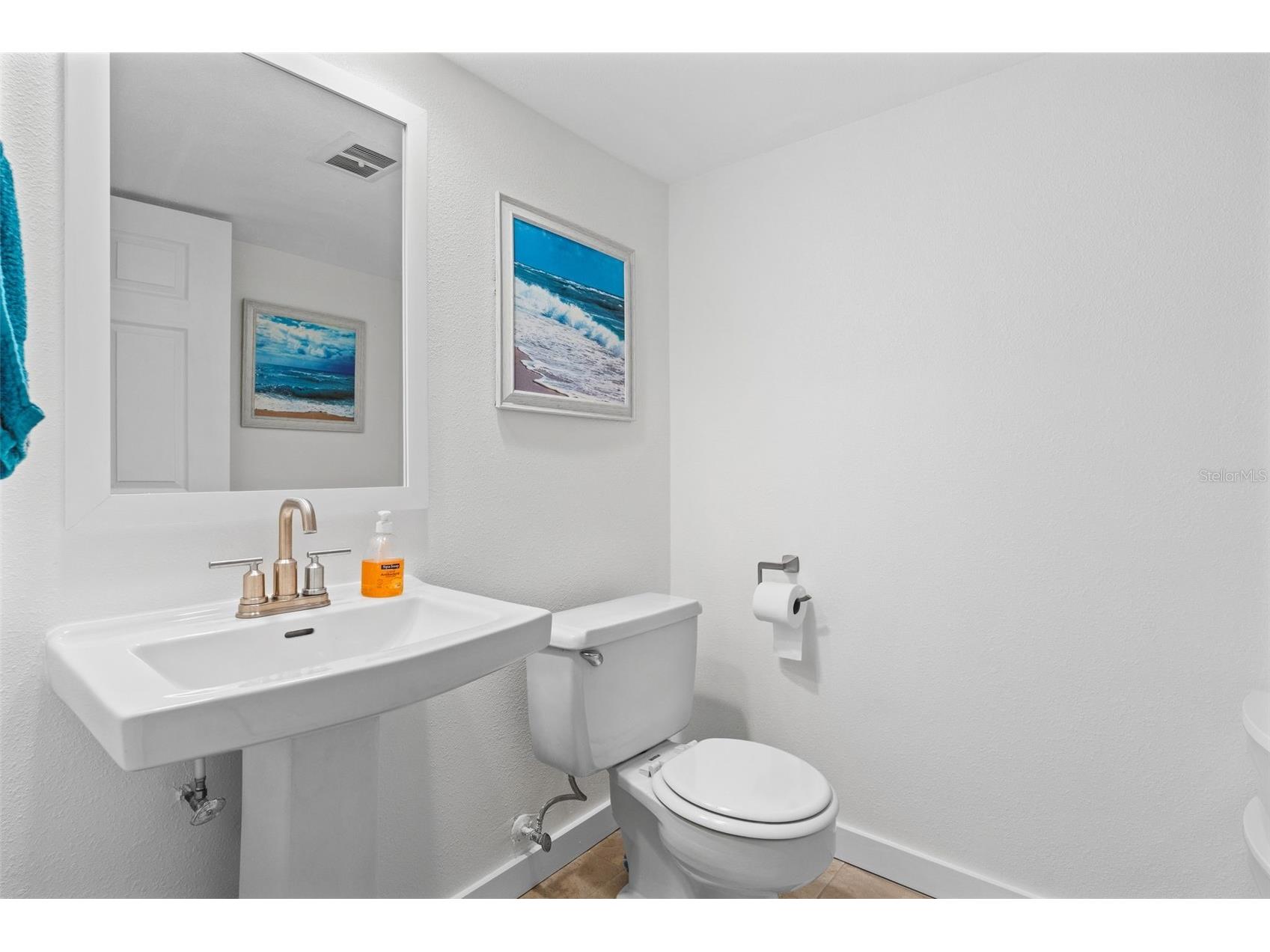 3701 E Bay Drive #1 Bradenton Beach FL 34217 A4696024 image43