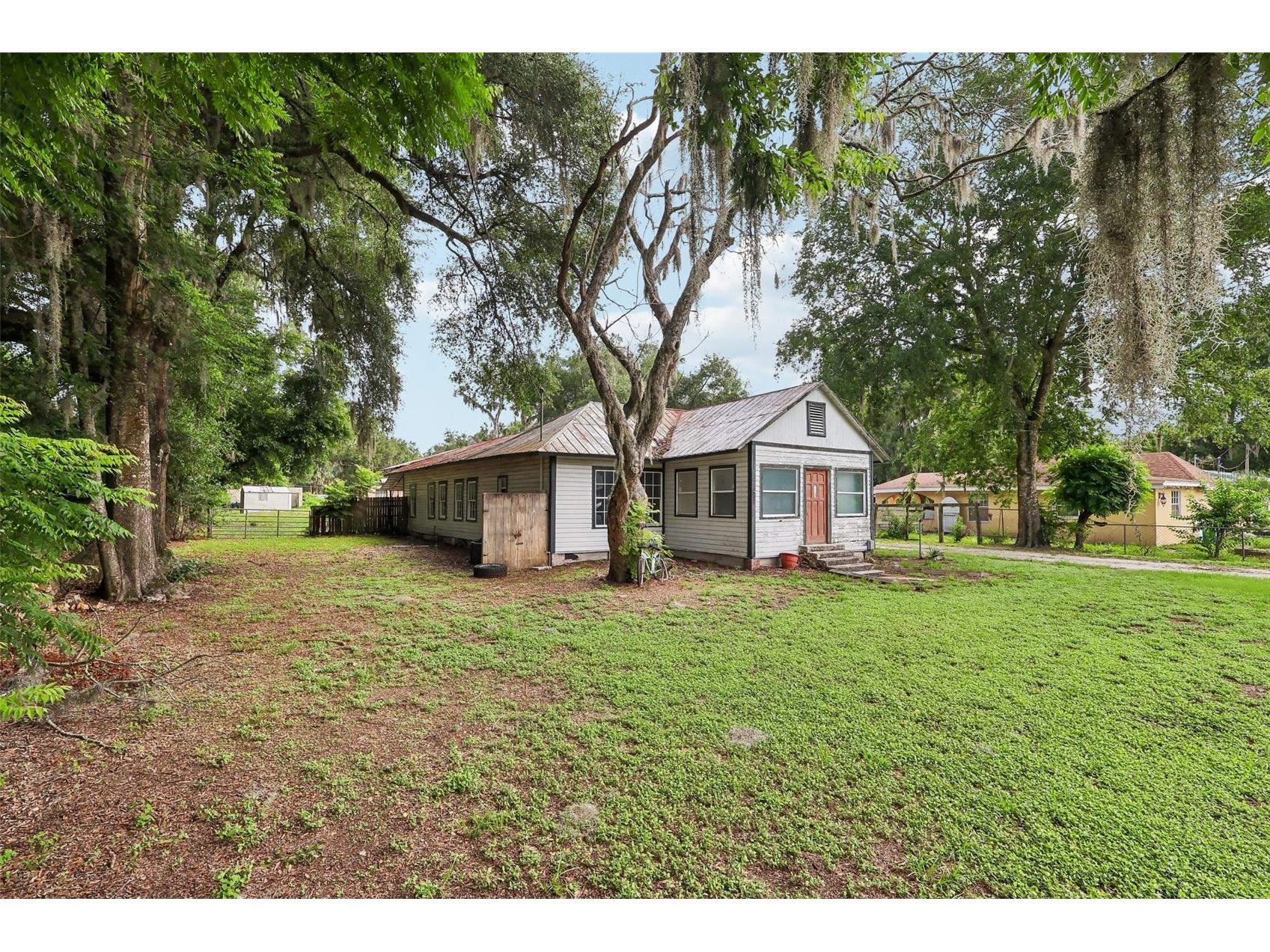 3701 E Warm Springs Ave Coleman FL 33521 G5113052 image2