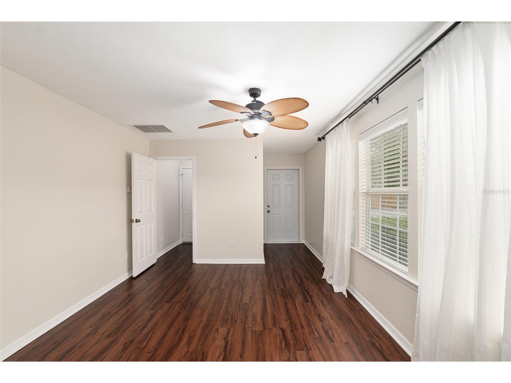 3701 NW 26th Street Gainesville FL 32605 GC532119 image33