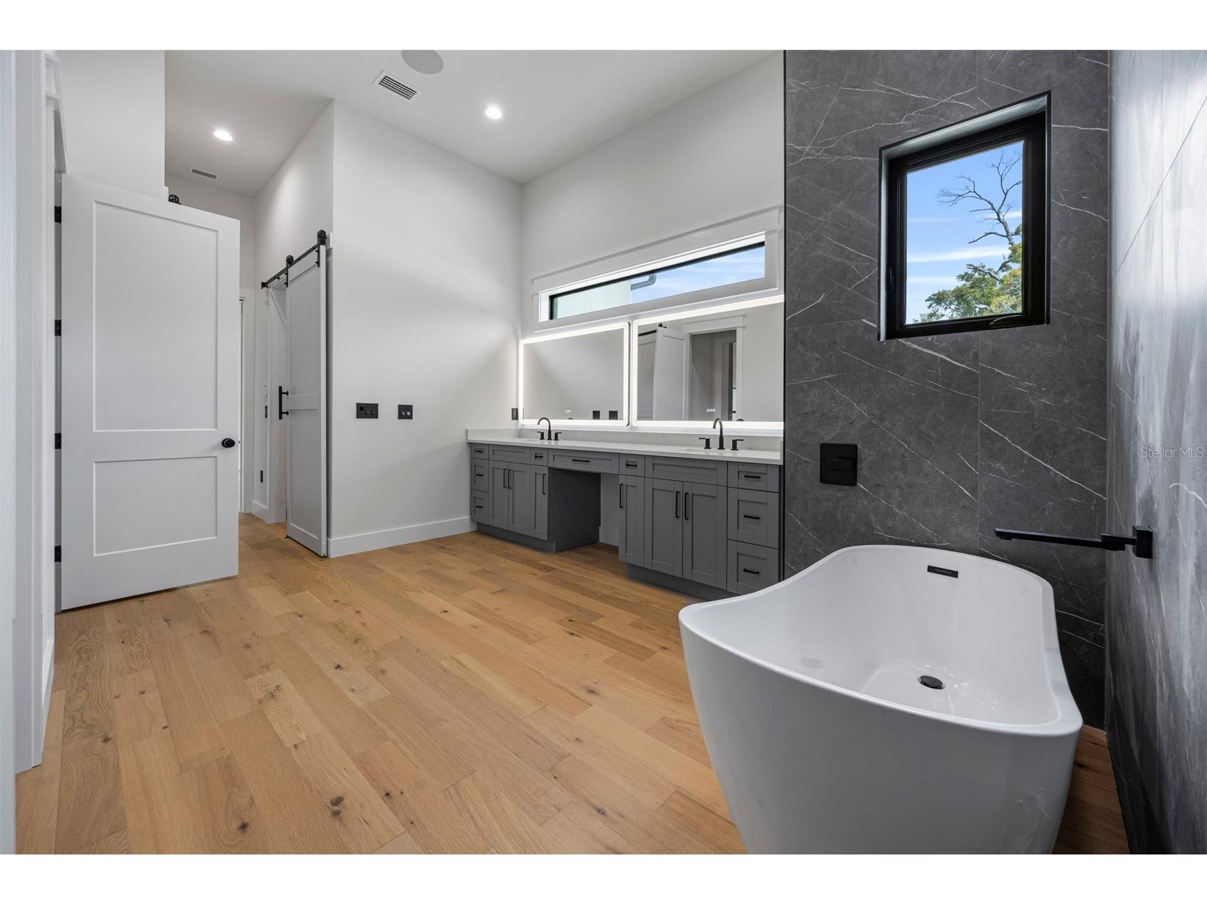 3701 S Lynwood Avenue Tampa FL 33611 TB8437041 image42