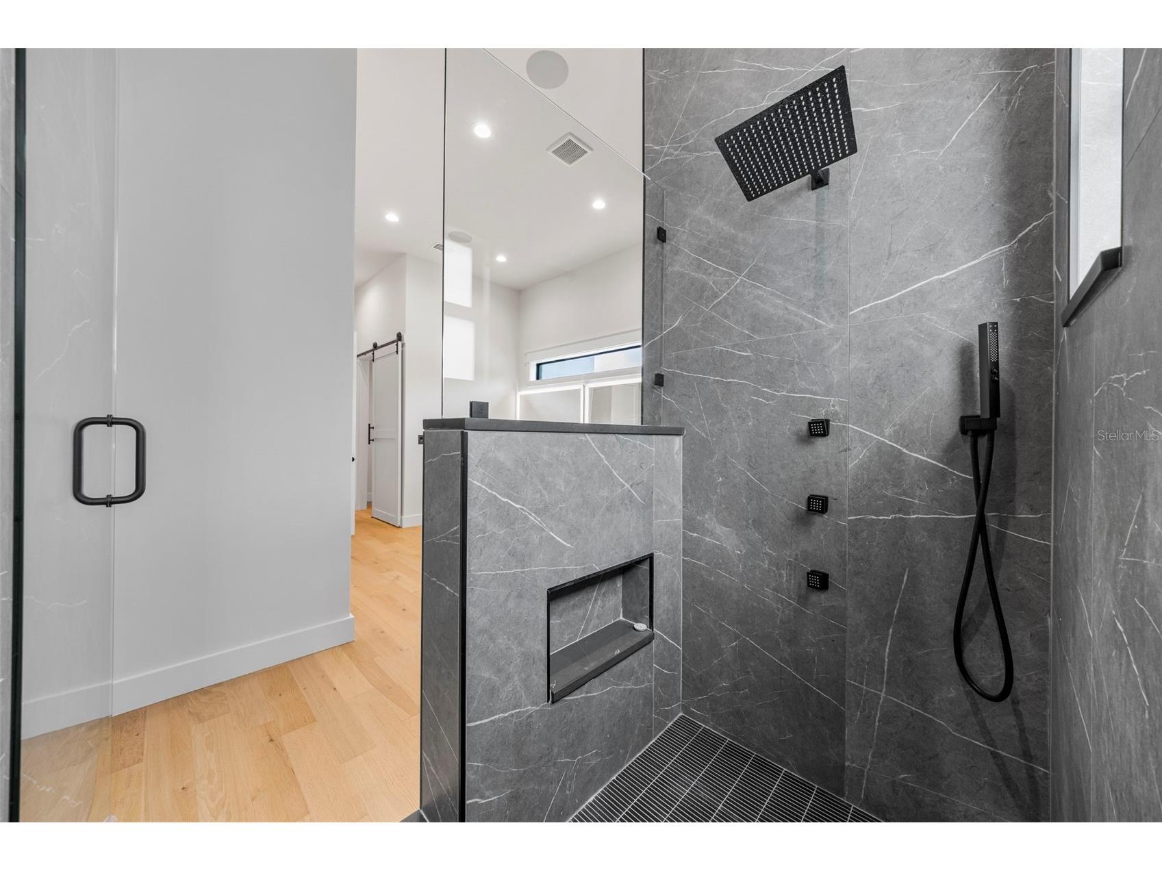 3701 S Lynwood Avenue Tampa FL 33611 TB8437041 image44