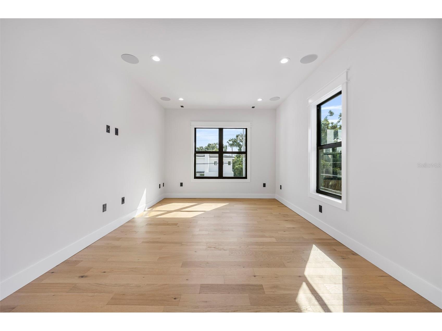 3701 S Lynwood Avenue Tampa FL 33611 TB8437041 image81