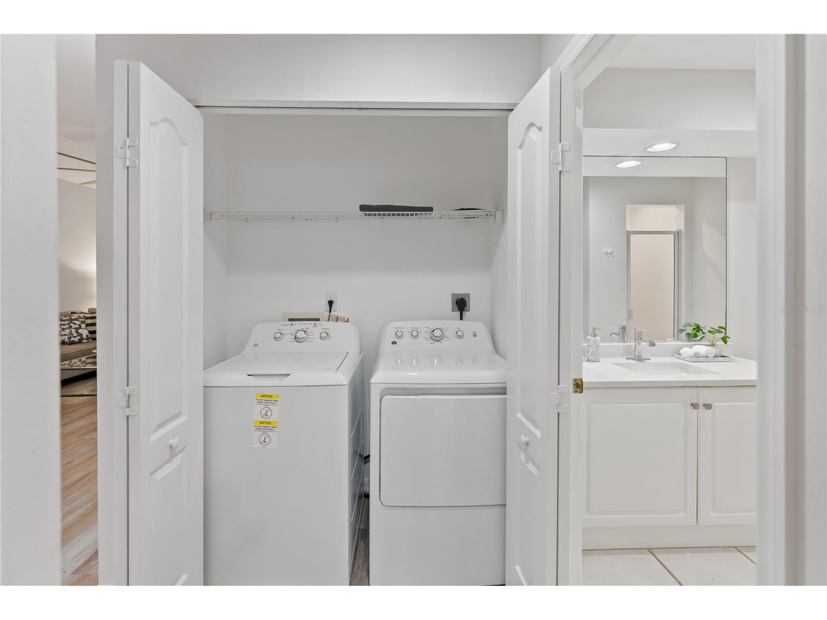 3702 54th Drive W #102 Bradenton FL 34210 A4687241 image25