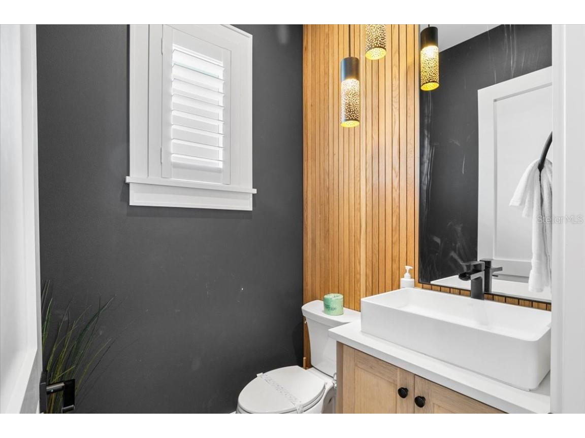 3702 5th Avenue Holmes Beach FL 34217 A4652863 image17