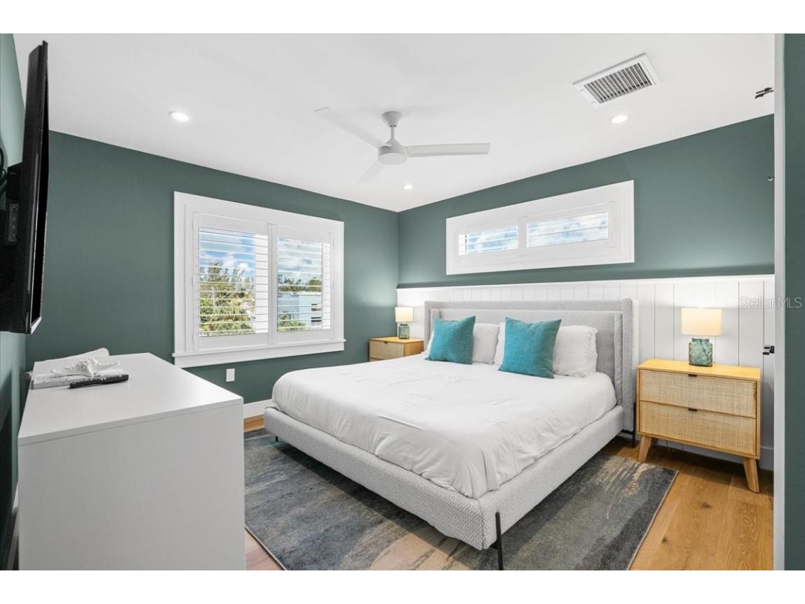 3702 5th Avenue Holmes Beach FL 34217 A4652863 image19