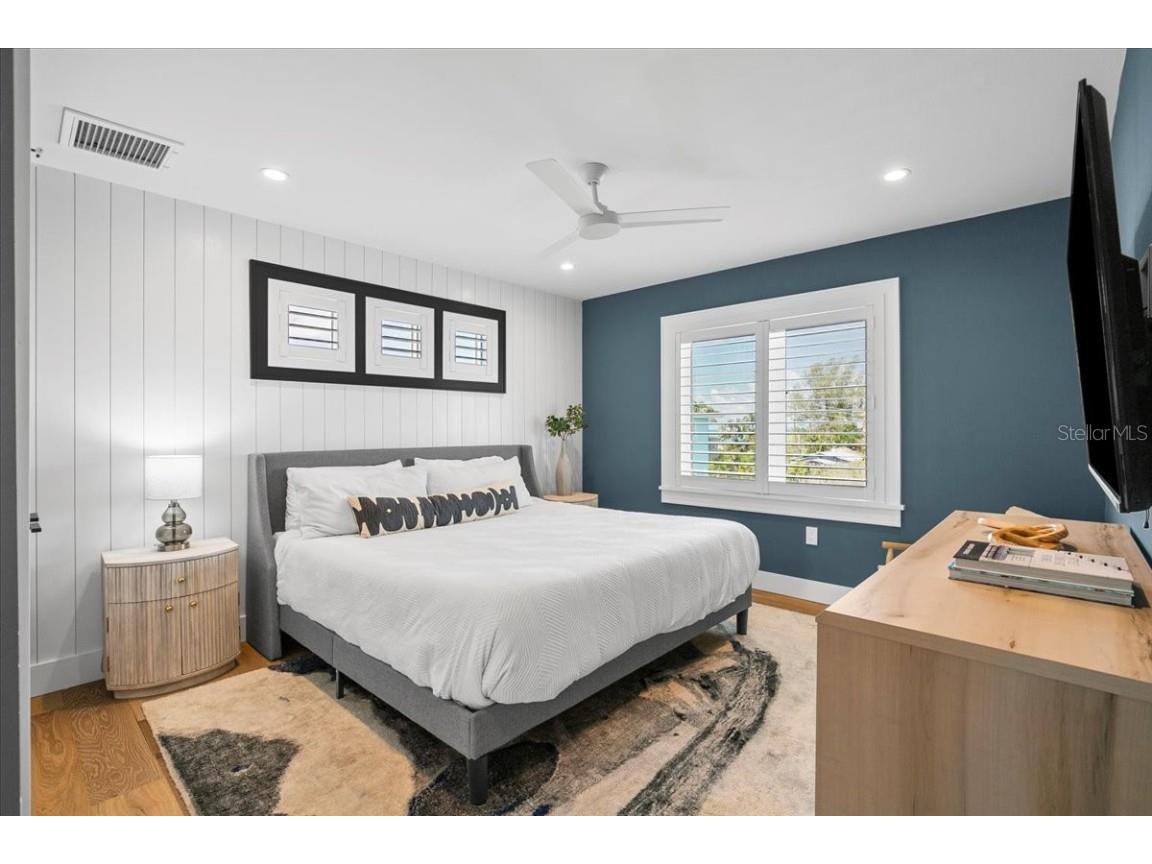 3702 5th Avenue Holmes Beach FL 34217 A4652863 image25