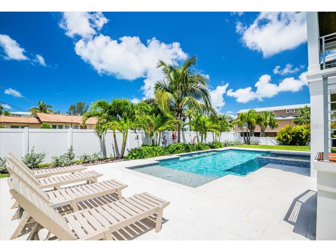 3702 5th Avenue Holmes Beach FL 34217 A4652863 image36