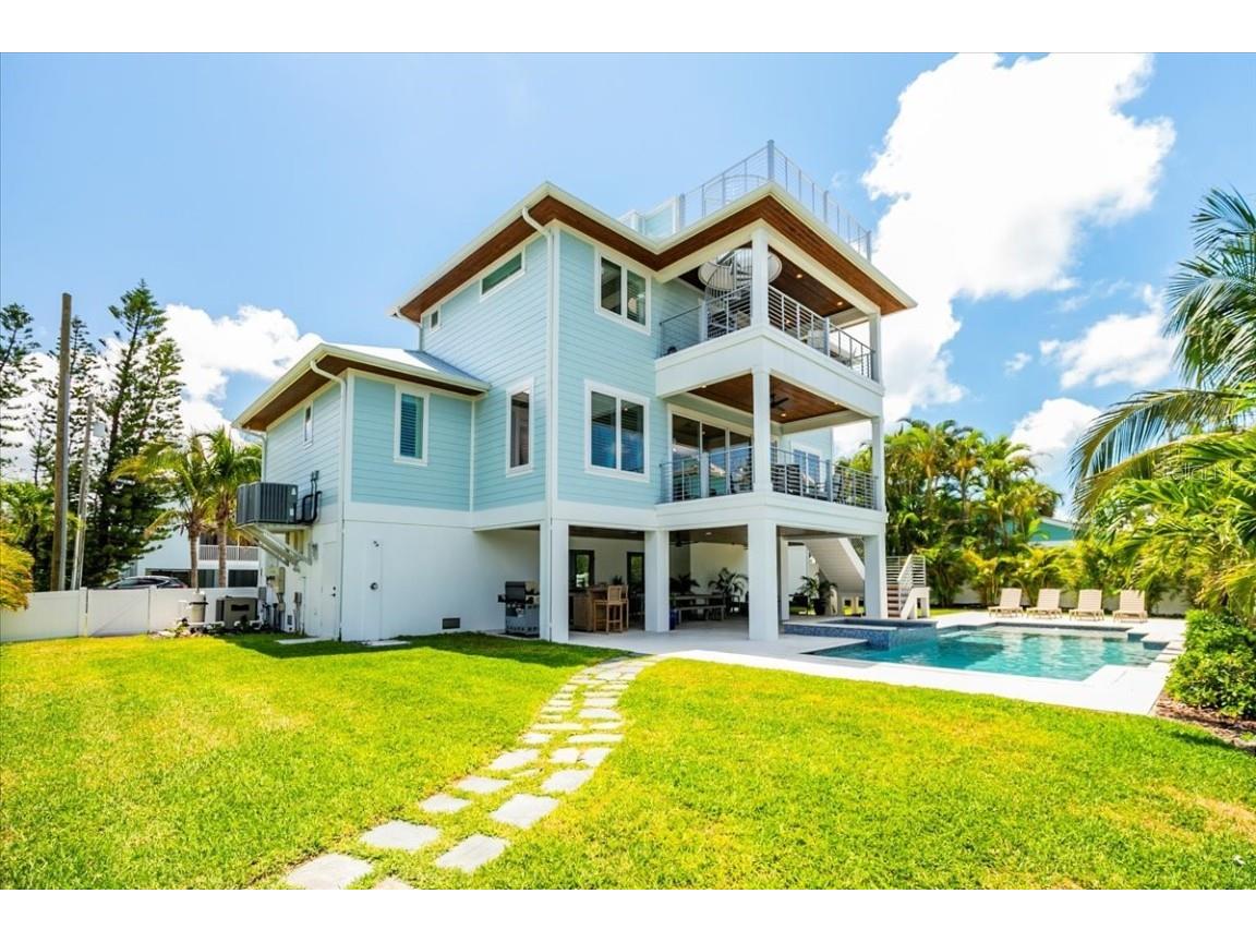 3702 5th Avenue Holmes Beach FL 34217 A4652863 image39