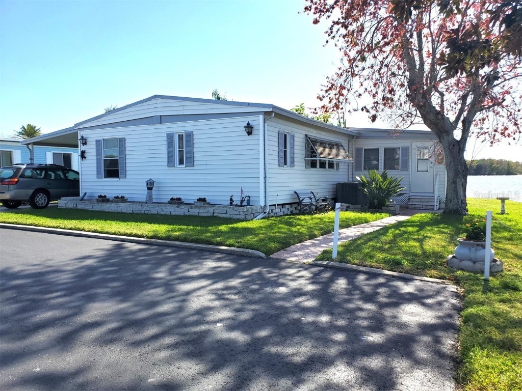 3702 Bywater Drive Holiday FL 34691 - LAKE CONLEY W7852407 image1