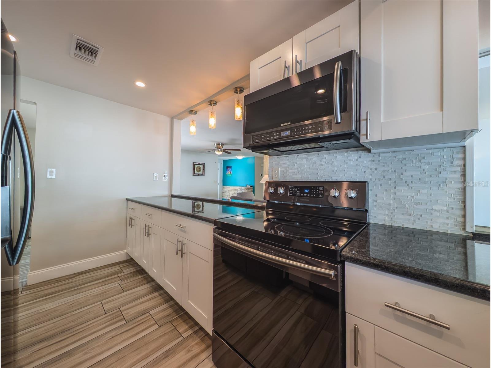 3702 Kingsbury Holiday FL 34691 TB8519692 image15