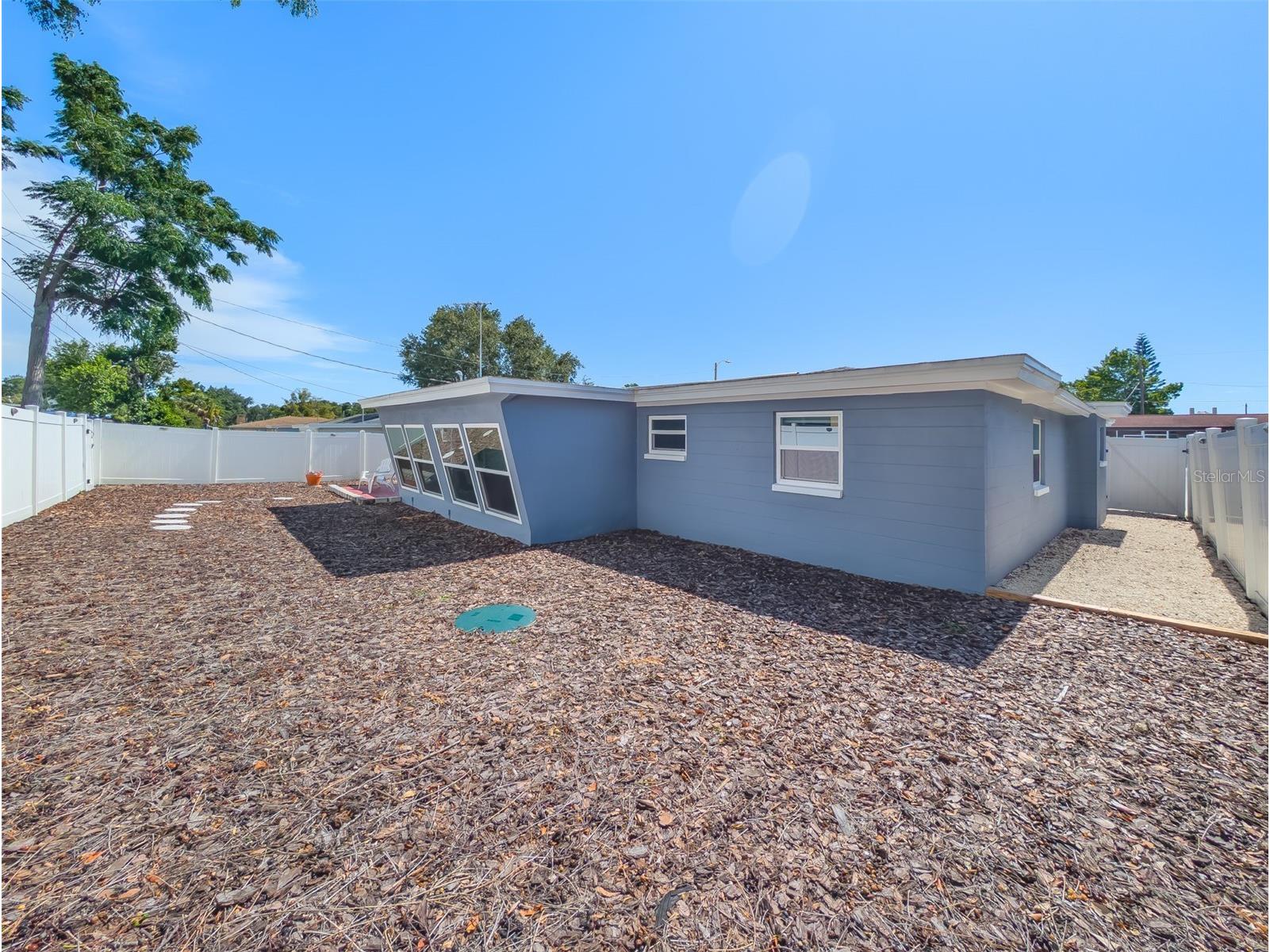 3702 Kingsbury Holiday FL 34691 TB8519692 image44