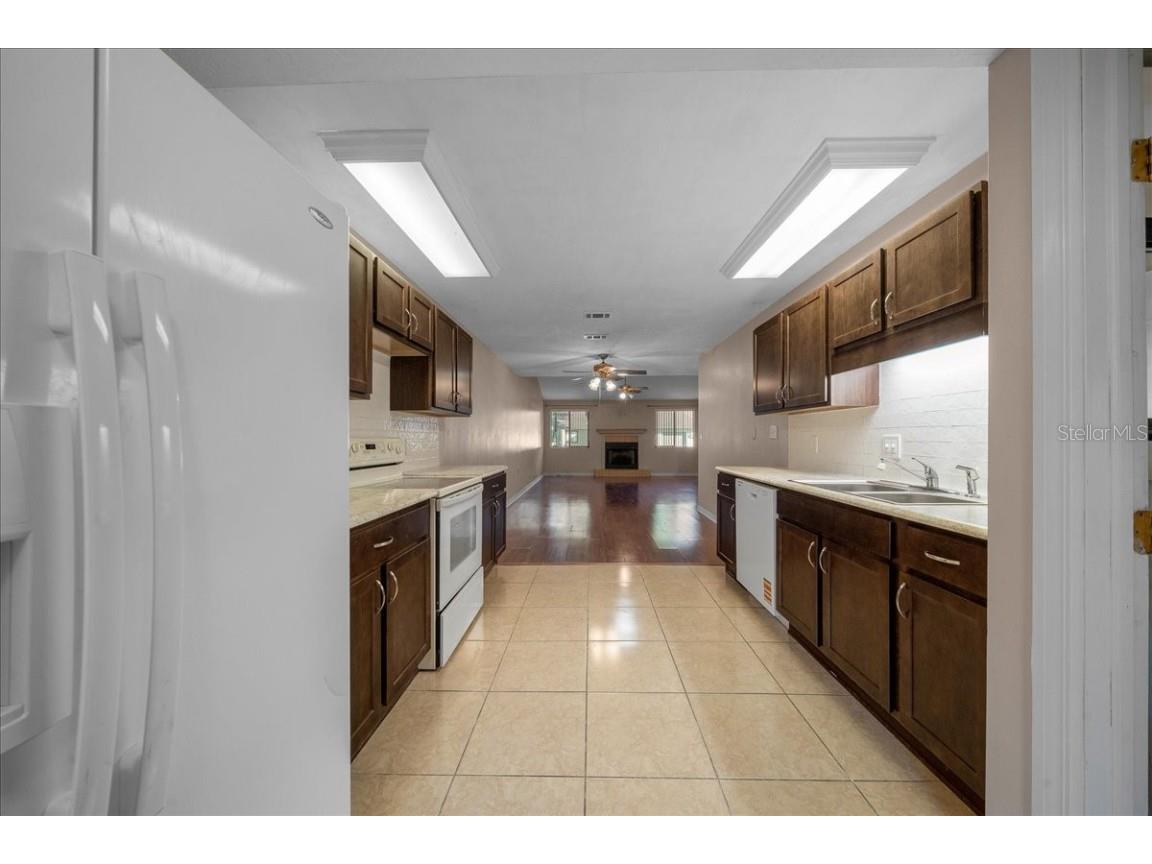 3702 NE 17th Street Ocala FL 34470 OM712698 image10