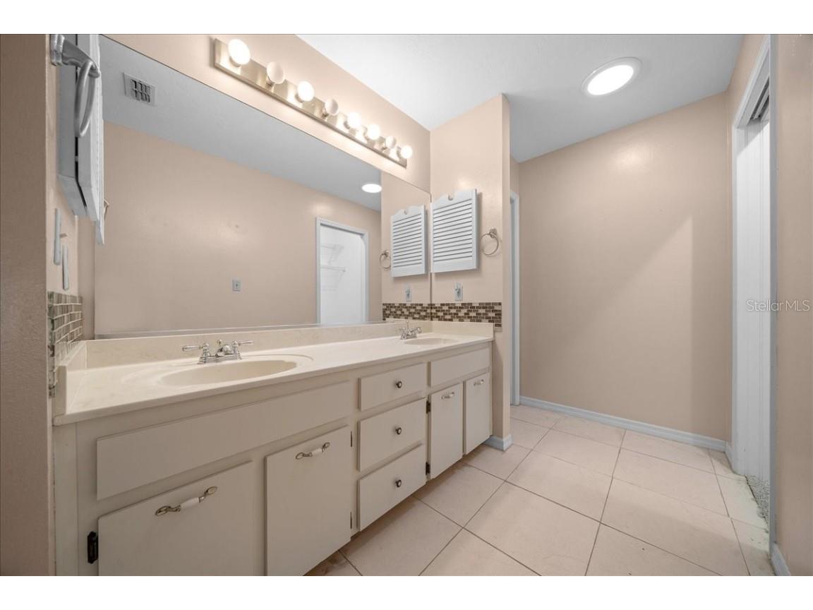 3702 NE 17th Street Ocala FL 34470 OM712698 image26