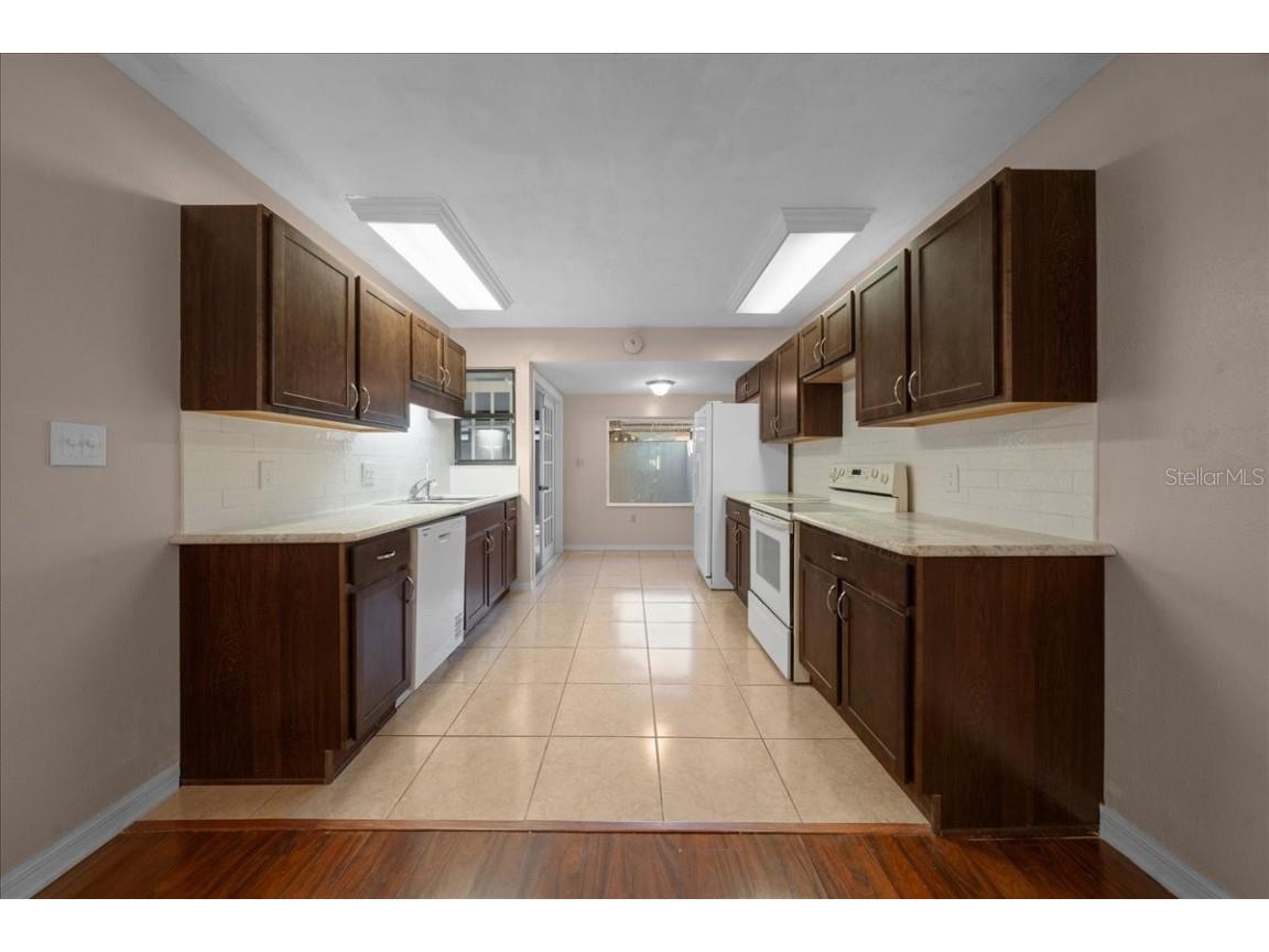 3702 NE 17th Street Ocala FL 34470 OM712698 image9