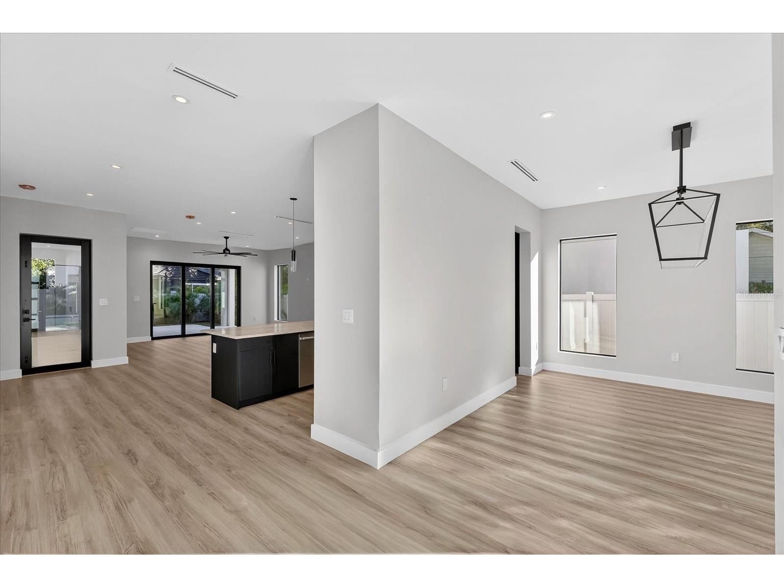 3702 S Lynwood Avenue Tampa FL 33611 TB8458668 image7