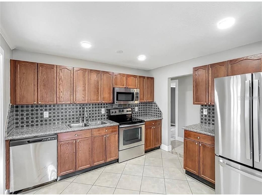 3702 W Reynolds Street Plant City FL 33563 GC535639 image8