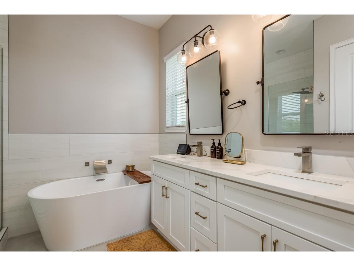 3702 W Roland Street #2 Tampa FL 33609 TB8402296 image15