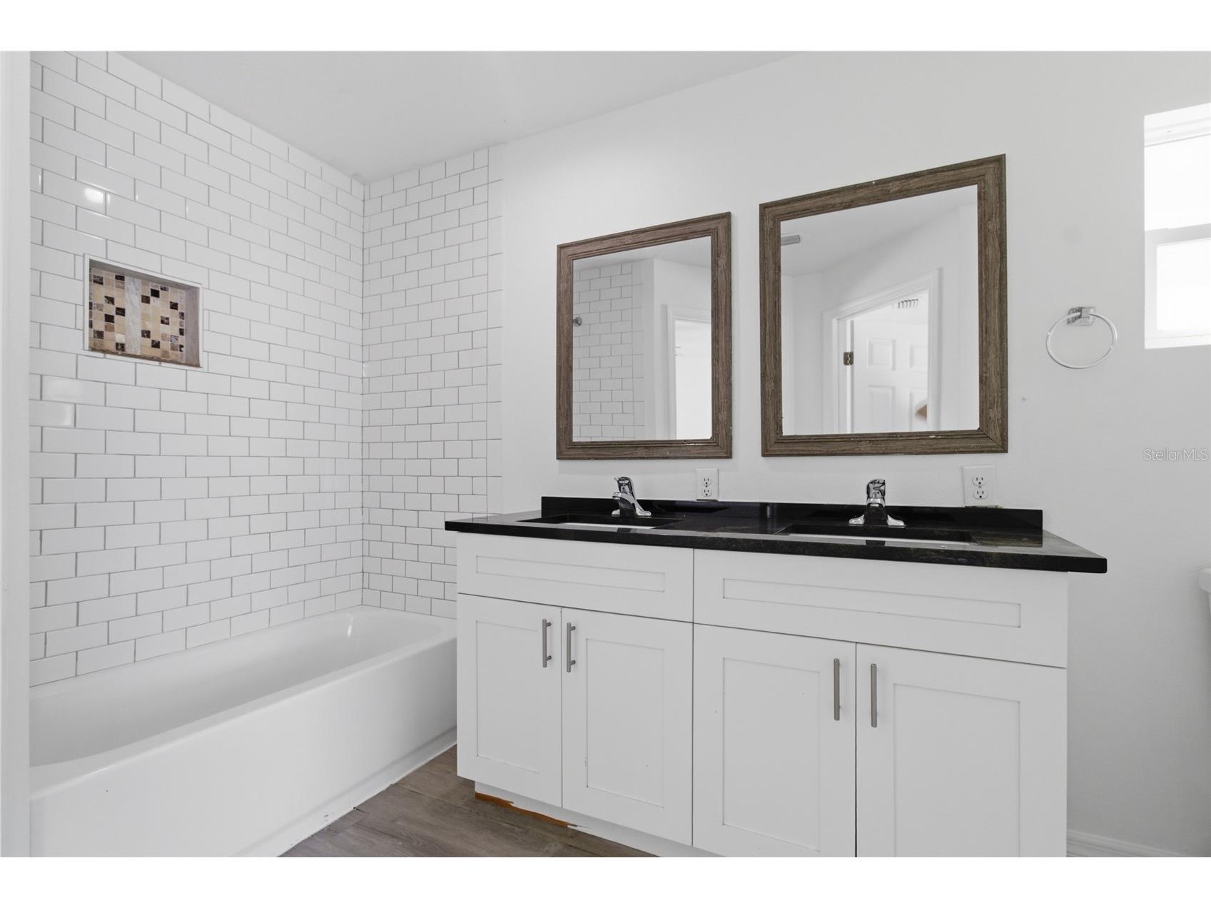 3702 Wiggins Leaf Street Tampa FL 33619 TB8513246 image16