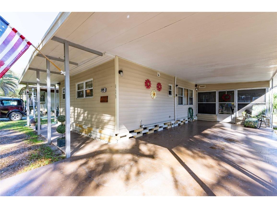 37025 Karen Avenue Zephyrhills FL 33542 TB8341948 image1