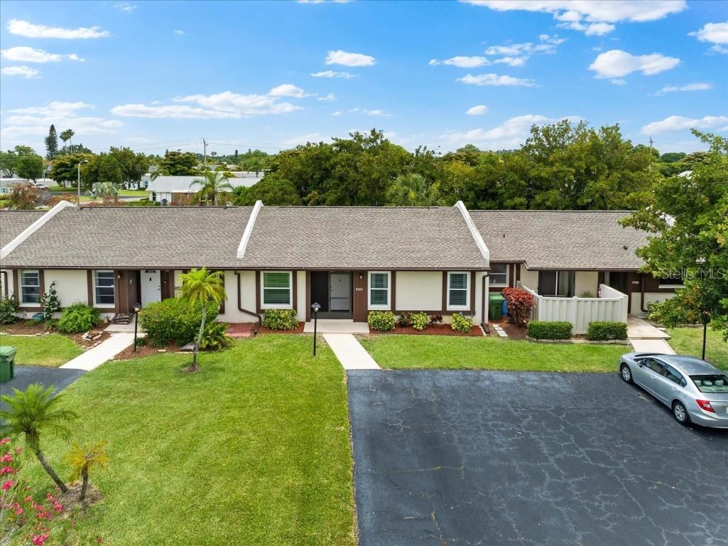 3703 34th Avenue Drive W Bradenton FL 34205 A4609317 image1