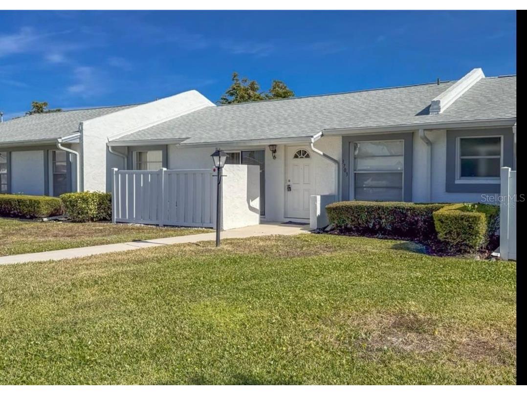 3703 39th Street W #11 Bradenton FL 34205 A4655282 image1