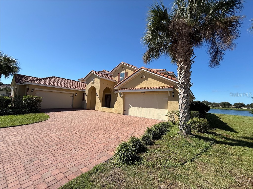 3703 Dockside Drive Kissimmee FL 34746 - LAKE TOHOPEKALIGA O6360070 image2