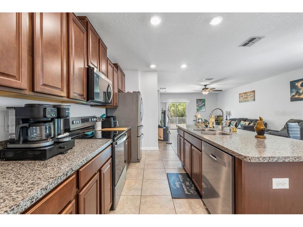 3703 Globe Thistle Drive Tampa FL 33619 TB8498776 image10