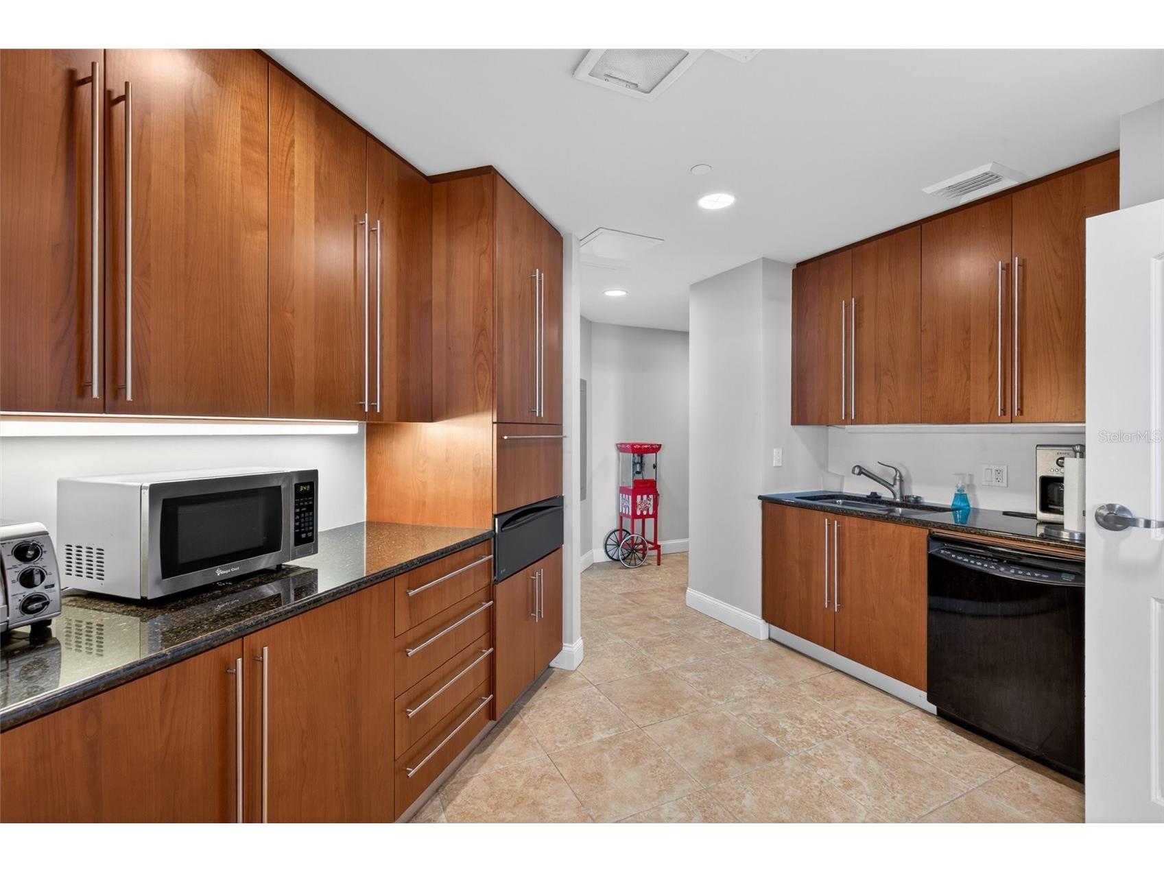 3703 S Atlantic Avenue #204 Daytona Beach Shores FL 32118 V4948787 image84